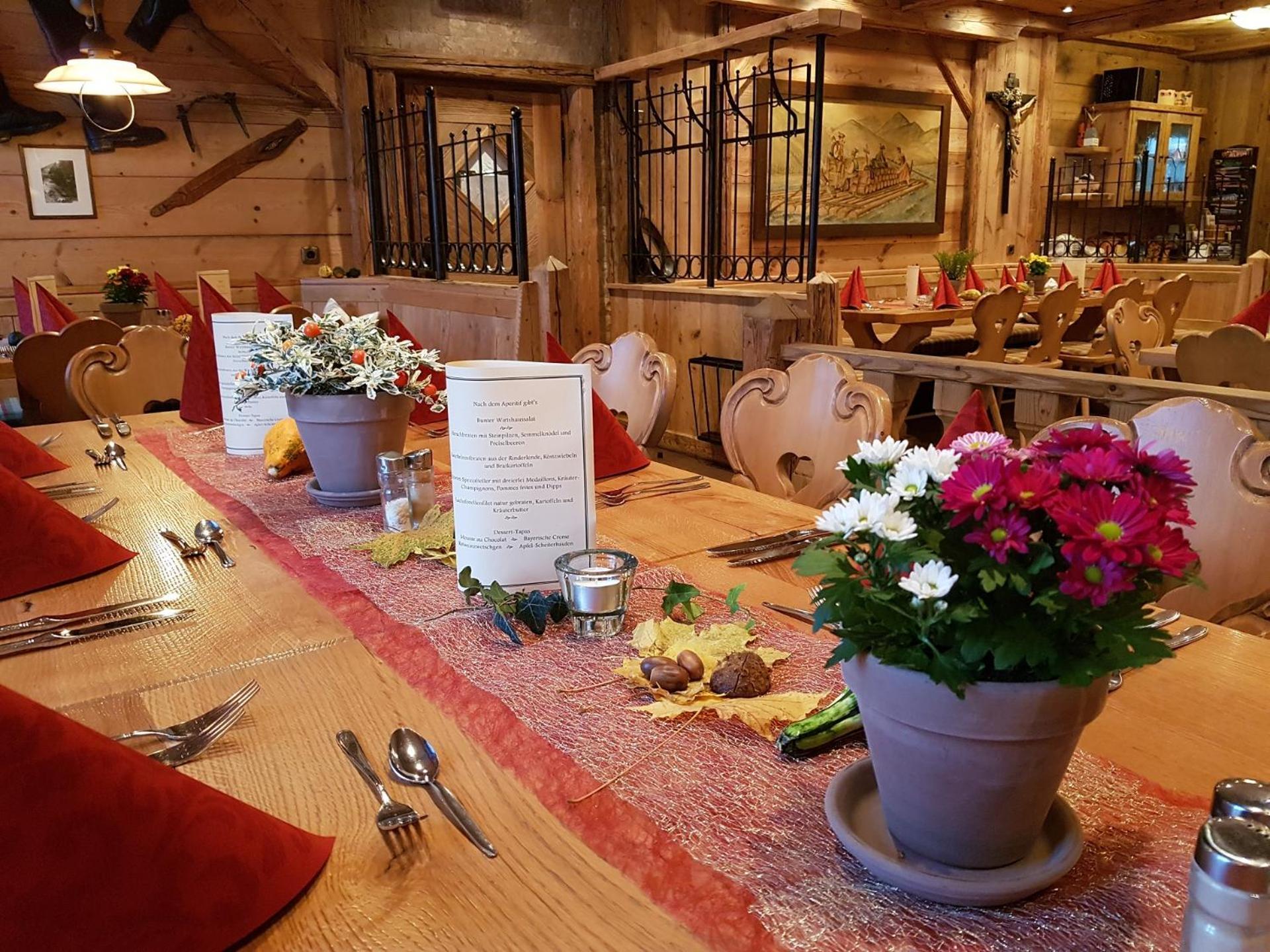 Hotel Altwirt Lenggries Bagian luar foto